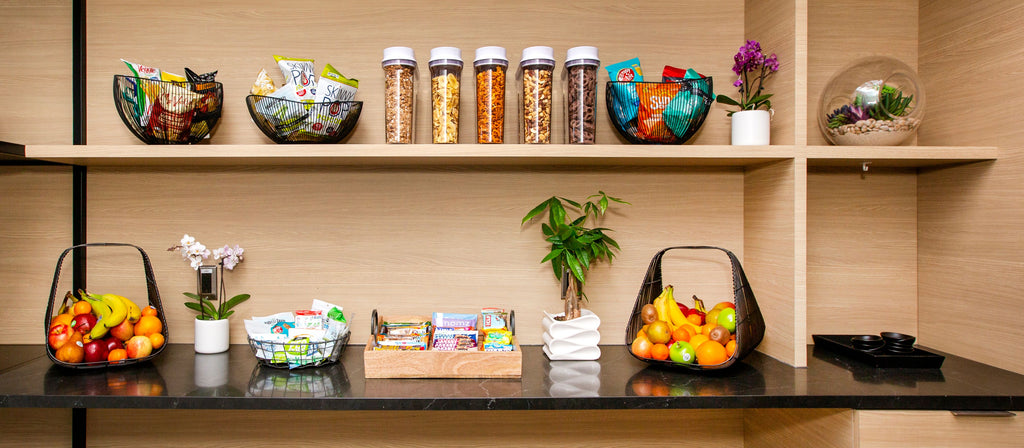 Healthy Snacking for Modern Lifestyles and Modern Offices