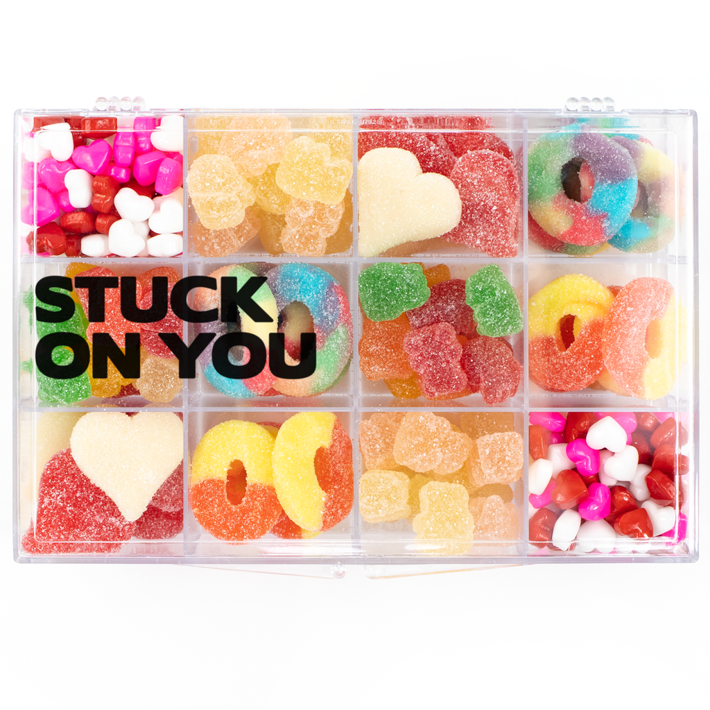Sullivan & Bleeker Baking Co. "Stuck On You" Candy Snackle Box (Nut Free) (jit) - Pantree